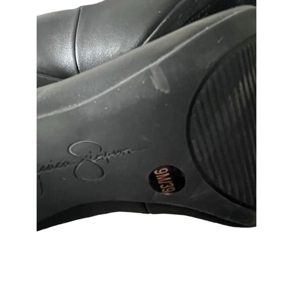 Jessica Simpson black heeled pumps size 9M - Picture 6 of 8